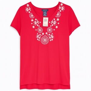 NWT! Premise Pink Corel embellished t-shirt  Blouse with white embroidery. Sz L